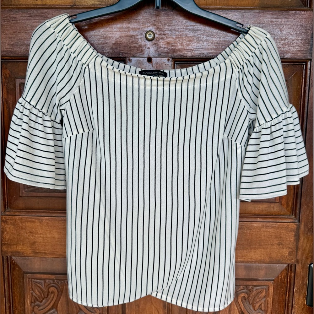 Banana Republic Black & White Striped Off Shoulder Top, Bell Sleeves, Size Small - Picture 8 of 9